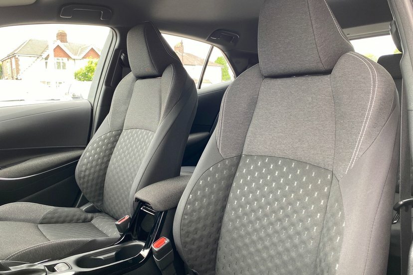 Toyota Corolla 1.8 Vvt-i Hybrid Gr Sport #31