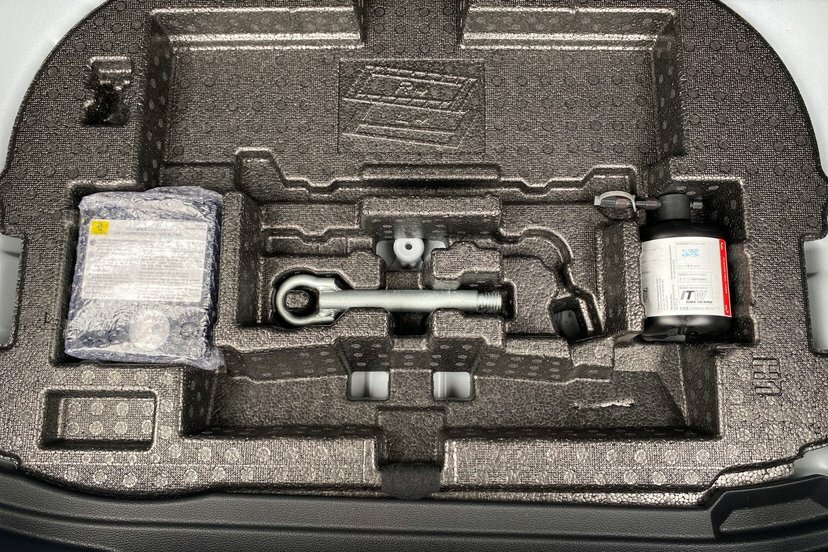 Toyota Corolla 1.8 Vvt-i Hybrid Gr Sport #24