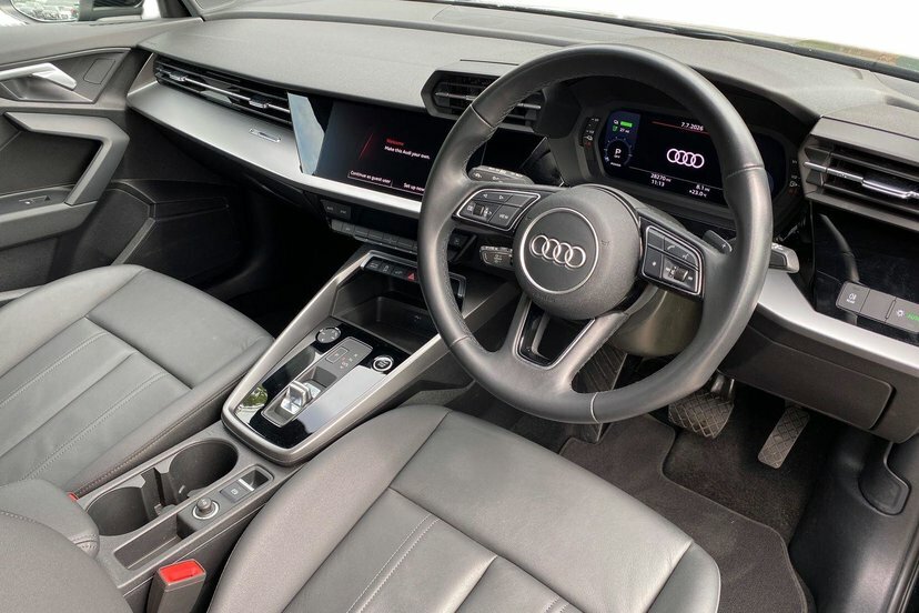 Audi A3 1.4 Tfsie 40 Sport Sportback Plug-in Hy Black #6