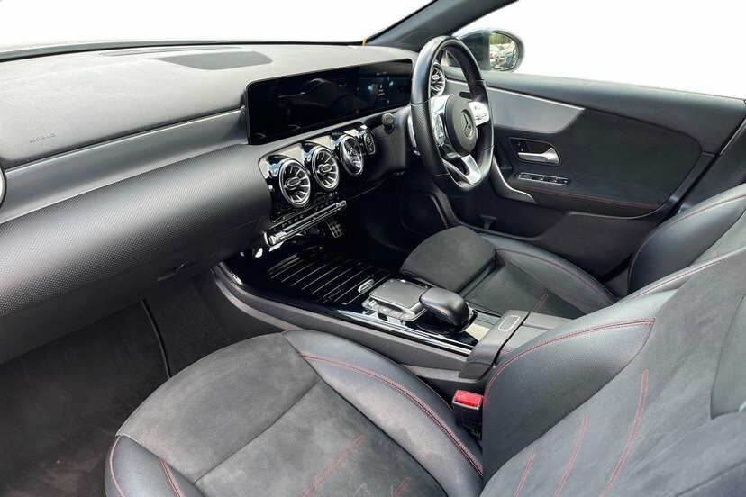 Mercedes-Benz A Class 1.3 A180h Mhev Sport Executive 7G-dct Euro 6 S Black #9