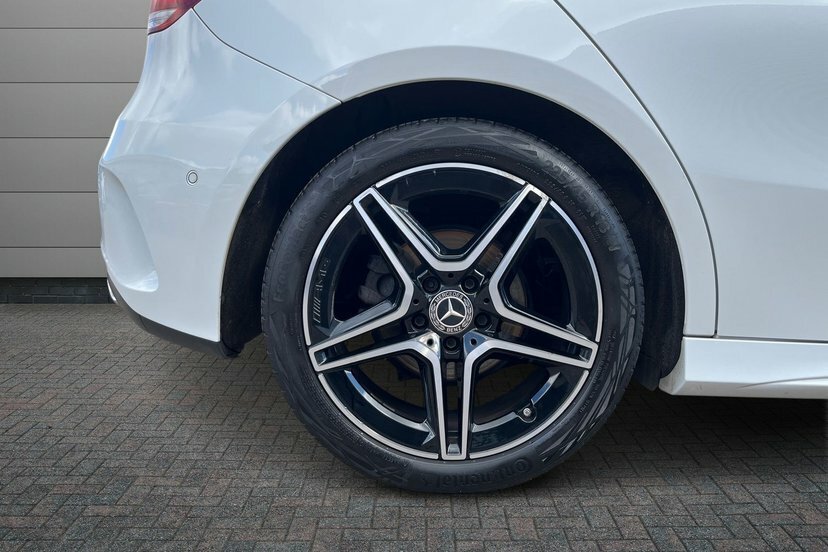 Mercedes-Benz A Class 1.3 A180h Mhev Sport Executive 7G-dct Euro 6 S Black #4