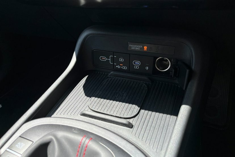 Hyundai Kona 160Kw N Line 65Kwh White #20