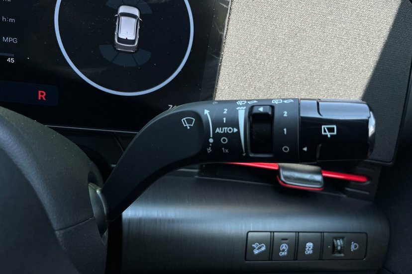 Hyundai Kona 160Kw N Line 65Kwh White #27