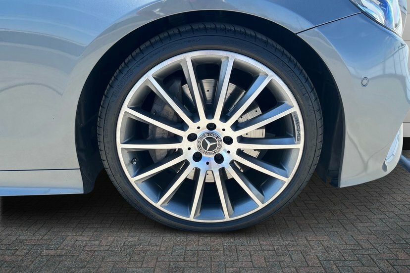 Mercedes-Benz E Class 2.0 E300 Amg Line Premium Coupe G-tro Grey #4