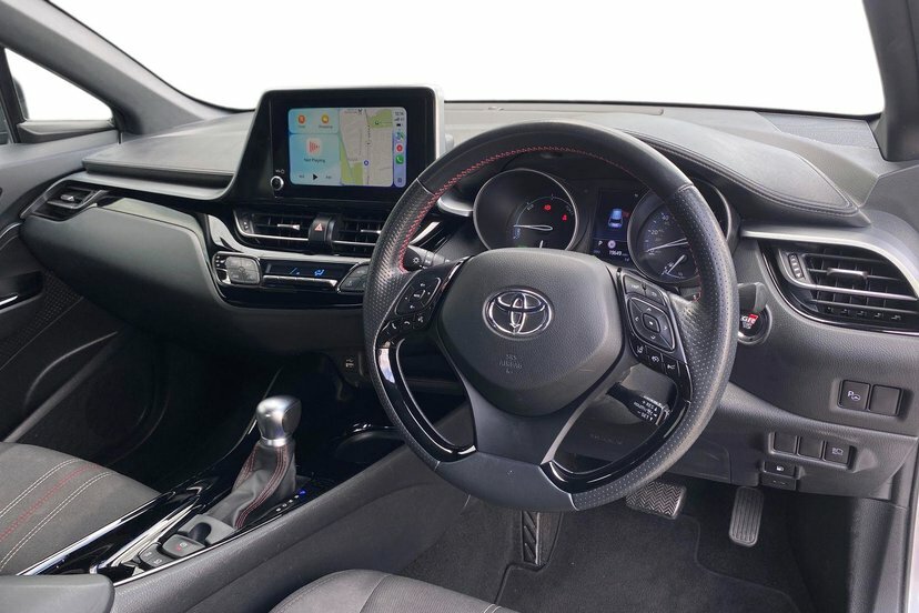Toyota C-Hr 1.8 Hybrid Design Cvt White #11