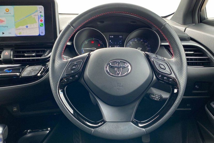 Toyota C-Hr 1.8 Hybrid Design Cvt White #8