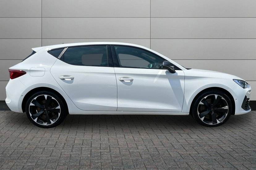 Cupra Leon 2.0 Tsi Vz1 Hatchback Dsg 245 Ps DG23ETO White #4