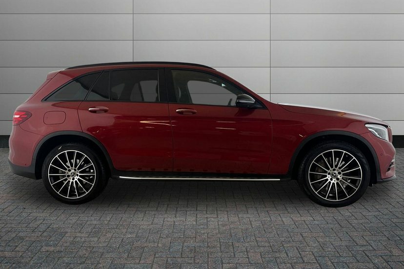 Mercedes-Benz GLC Class Glc 250 4Matic Amg Night Edition Premium Plus OU19TGF Red #3