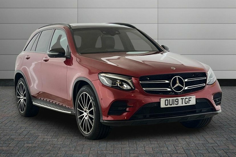 Mercedes-Benz GLC Class Glc 250 4Matic Amg Night Edition Premium Plus Red
