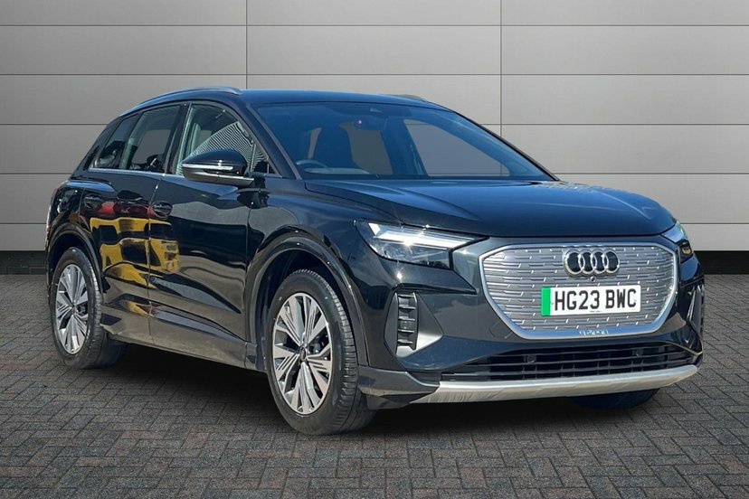 Audi Q4 E Tron 35 Sport Suv 55Kwh 170 Ps Black