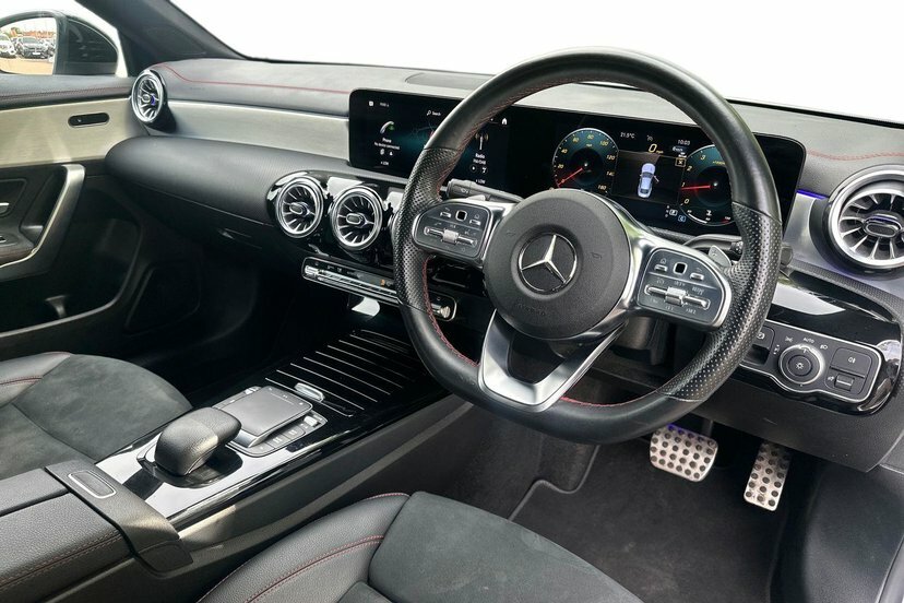 Mercedes-Benz CLA Class 1.3 Cla200 Amg Line Premium Coupe 7G- White #5