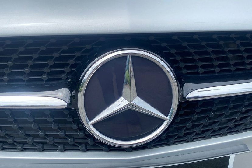 Mercedes-Benz A Class Saloon 1.3 A180 Amg Line Executive 7G-dct Euro 6 Red #14