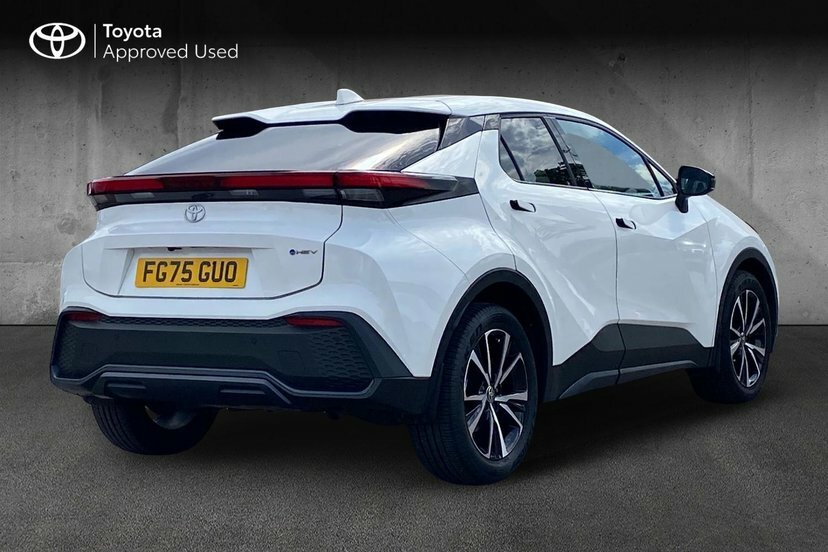 Toyota C-Hr 1.8 Vvt-h Design Suv Hybrid Cvt 140 Ps White #2