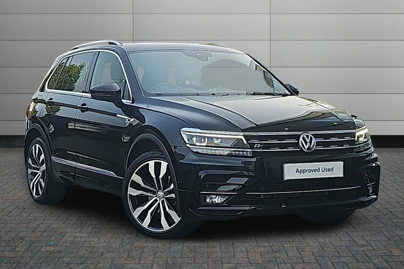 Volkswagen Tiguan 2.0 Tdi R-line Tech Suv Dsg 150 Ps Black