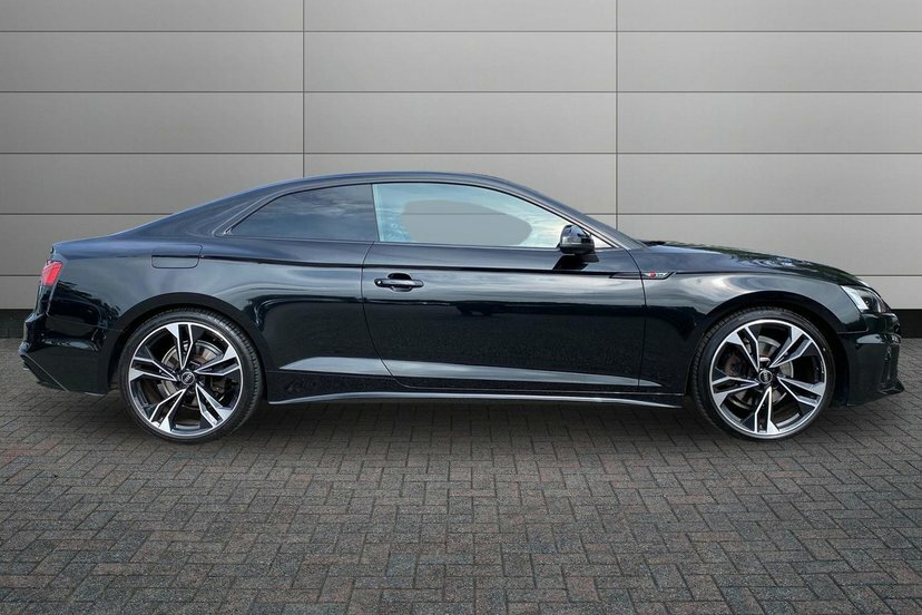 Audi A5 2.0 Tfsi 35 Black Edition Coupe S Troni Black #4