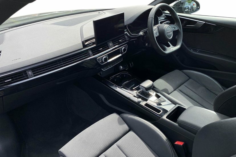 Audi A5 2.0 Tfsi 35 Black Edition Coupe S Troni Black #2
