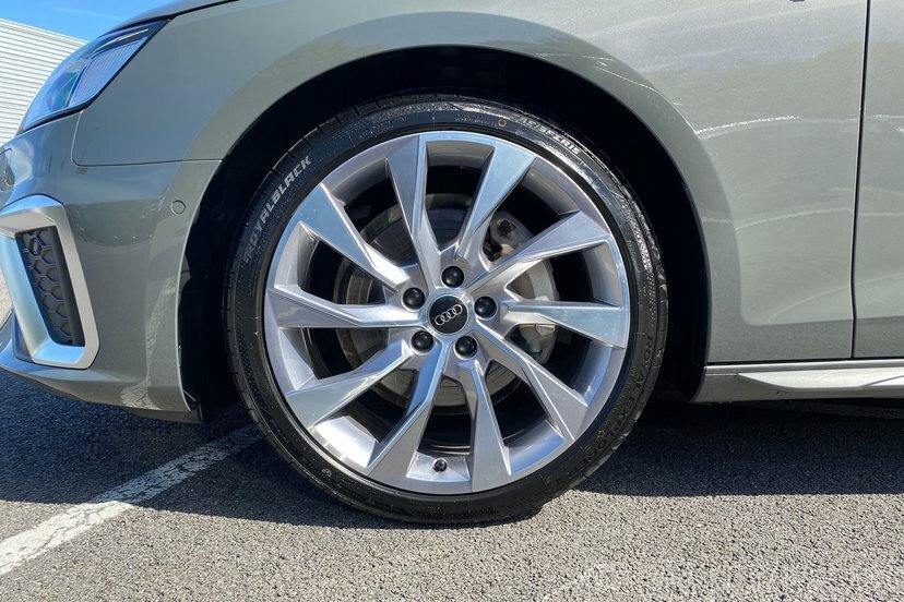 Audi A4 Avant 2.0 Tfsi 40 Black Edition Estate S Tron Black #54