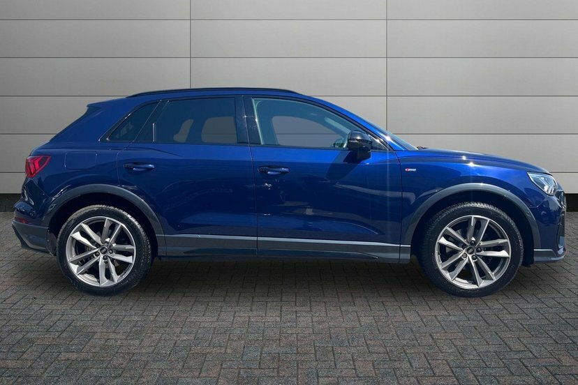 Audi Q3 1.5 Tfsi Cod 35 Black Edition Suv S Tro Blue #4