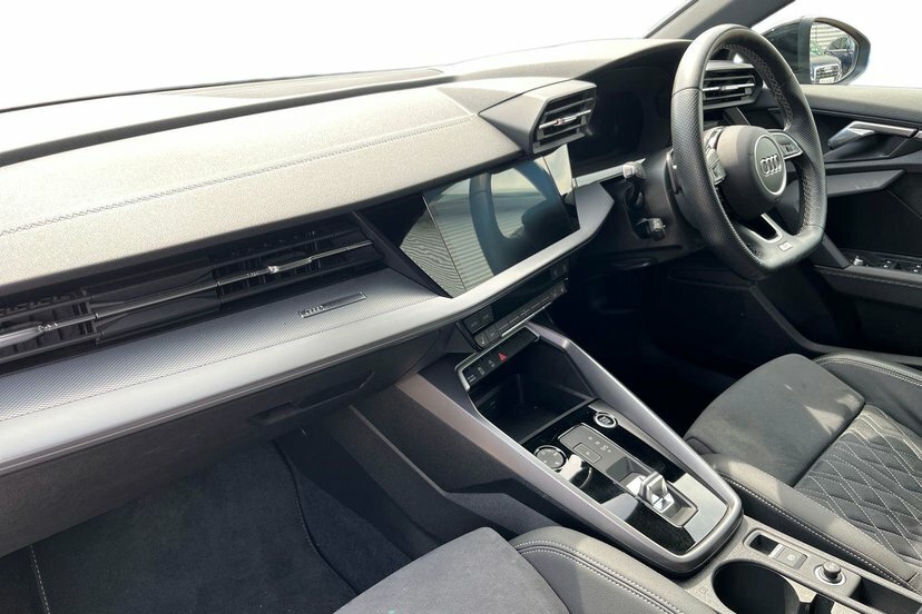 Audi A3 1.5 Tfsi 35 Edition 1 Sportback S Troni EK73GZS Grey #2