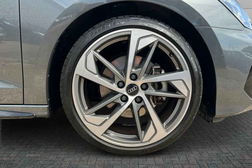 Audi A3 1.5 Tfsi 35 Edition 1 Sportback S Troni EK73GZS Grey #5