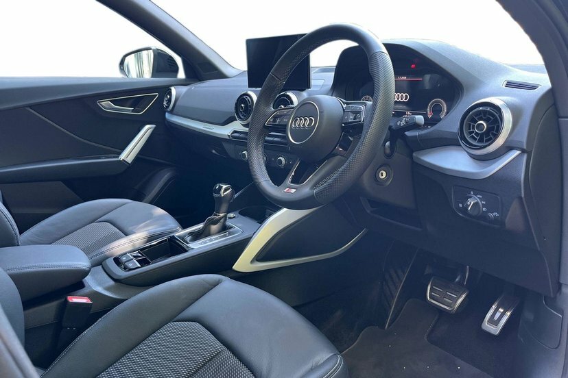 Audi Q2 1.5 Tfsi Cod 35 S Line Suv S Tronic Te Black #6