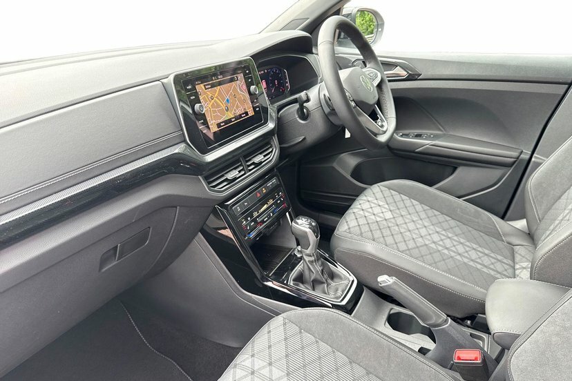 Volkswagen T-Cross 1.0 Tsi Black Edition Suv Dsg 115 Ps White #2