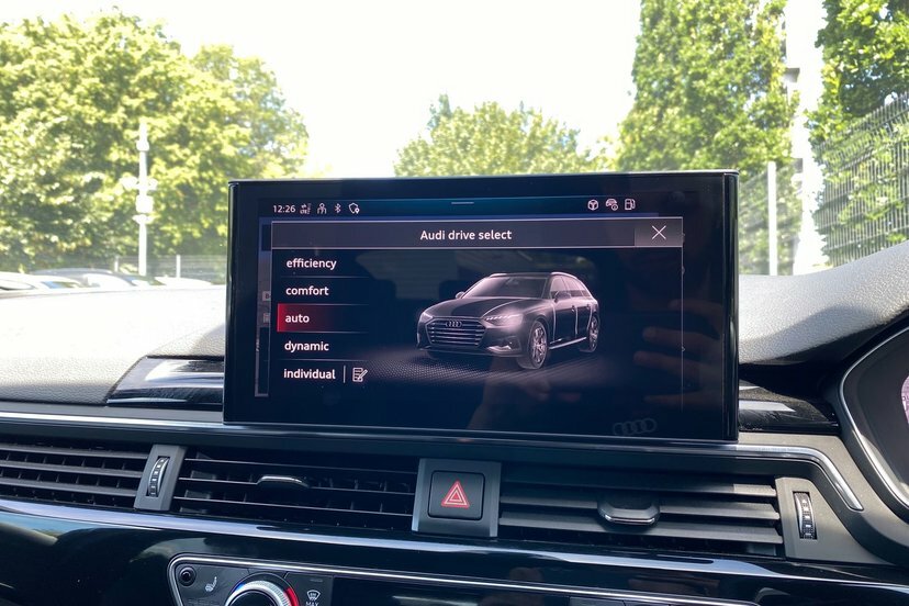 Audi A4 Avant 2.0 Tfsi 40 S Line Estate S Tronic White #35