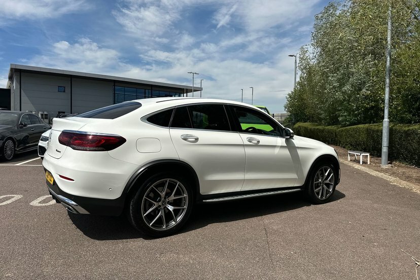 Mercedes-Benz GLC Class 220D Amg Line Suv G-tronic 4Matic Euro Black #34