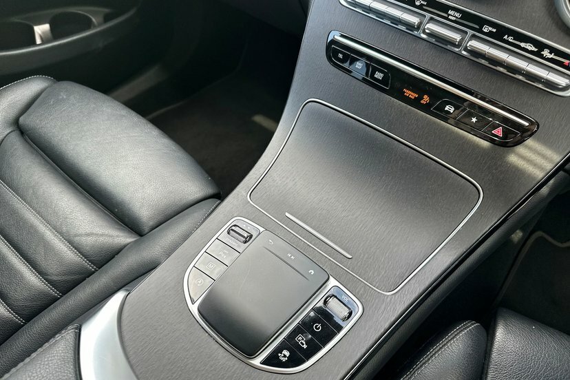 Mercedes-Benz GLC Class 220D Amg Line Suv G-tronic 4Matic Euro Black #8