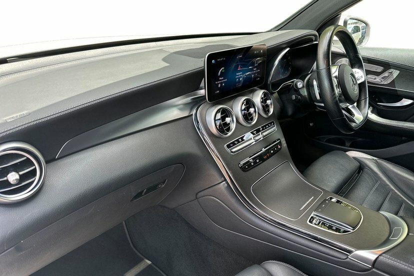 Mercedes-Benz GLC Class 220D Amg Line Suv G-tronic 4Matic Euro Black #9
