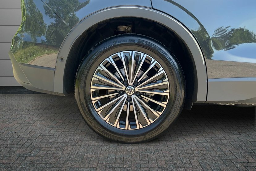 Volkswagen Tiguan 1.5 Etsi Mhev Match Suv Hybrid Dsg 150 GL26UYW Grey #5