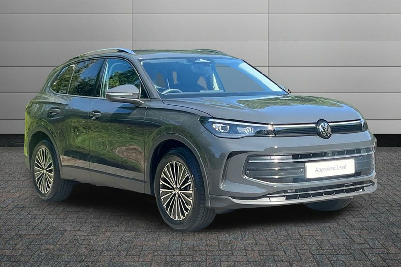 Volkswagen Tiguan 1.5 Etsi Mhev Match Suv Hybrid Dsg 150 Grey