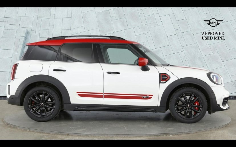 Mini Countryman Countryman John Cooper Works YF73SZD White #3
