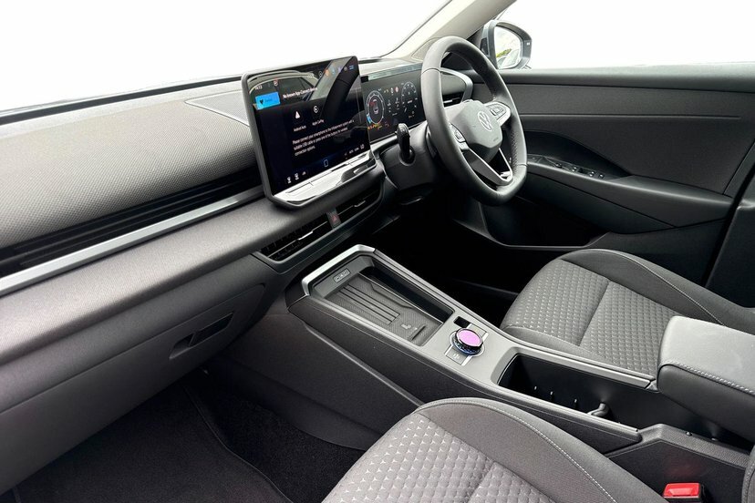 Volkswagen T-Roc 1.5 Etsi Mhev Life Suv Hybrid Dsg 150 Grey #3