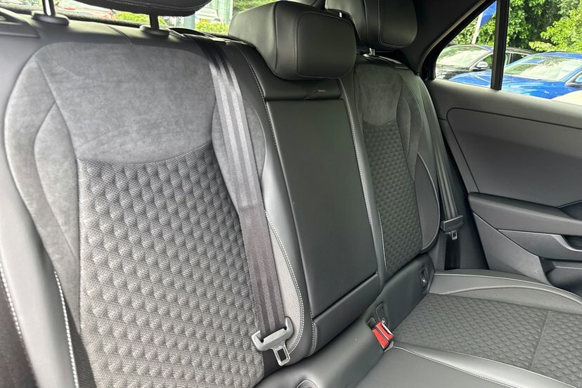 Volkswagen T-Roc Style 1.5 Tsi 150Ps 7-Speed Dsg Red #58