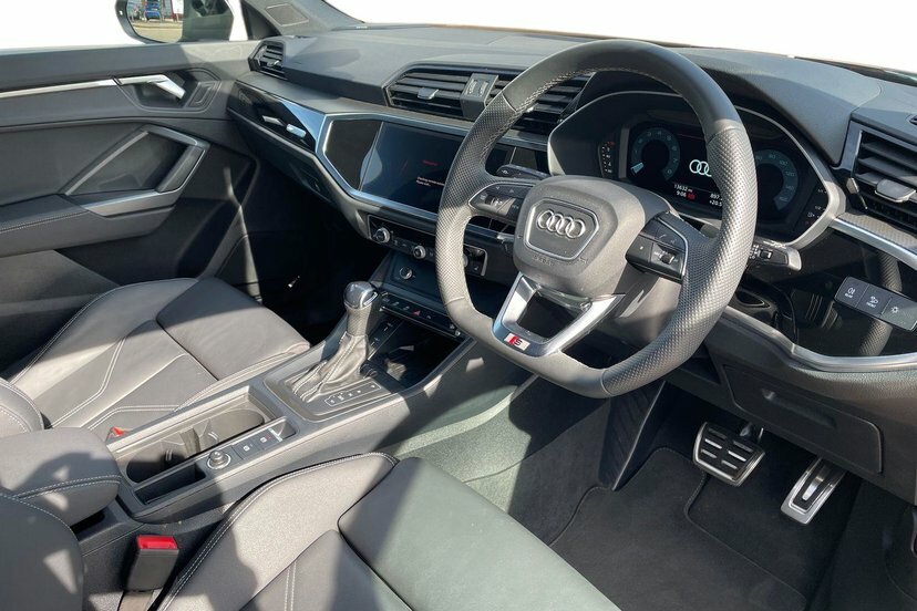 Audi Q3 1.5 Tfsi Cod 35 Black Edition Sportback SP75NBG Grey #6