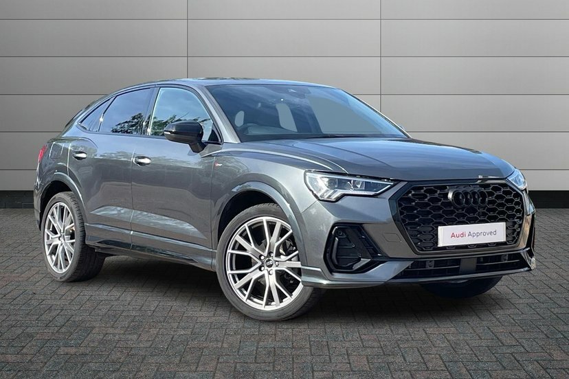 Audi Q3 1.5 Tfsi Cod 35 Black Edition Sportback Grey