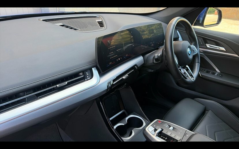 BMW iX1 30 66.5Kwh M Sport Xdrive 11Kw Charger #7