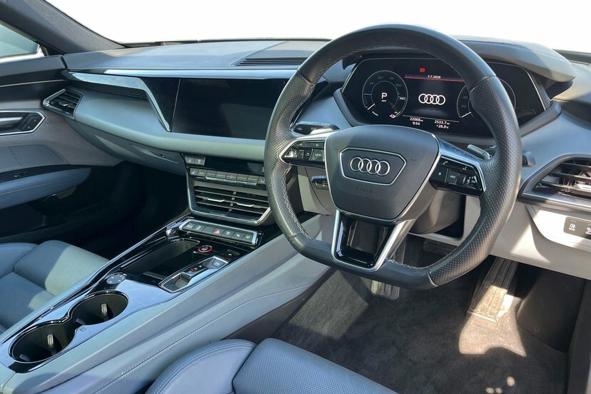 Audi E Tron GT 93.4Kwh Saloon Quattro 476 Ps Grey #6