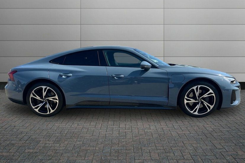 Audi E Tron GT 93.4Kwh Saloon Quattro 476 Ps Grey #4