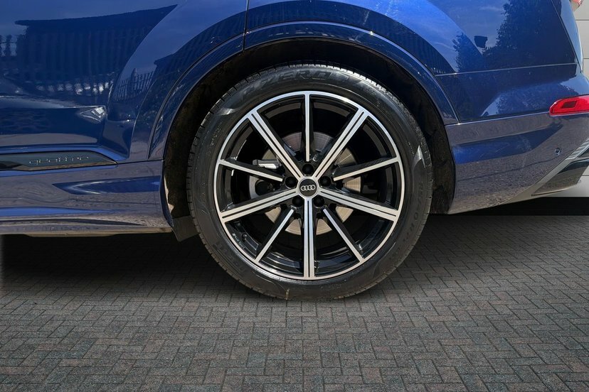 Audi Q7 3.0 Tdi V6 50 Black Edition Suv Tiptron Blue #5
