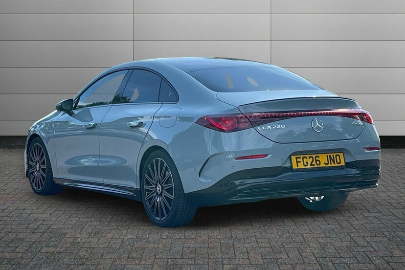 Mercedes-Benz CLA Class 1.5 Cla220h Hybrid Amg Line Premium Plus Saloon Green #2