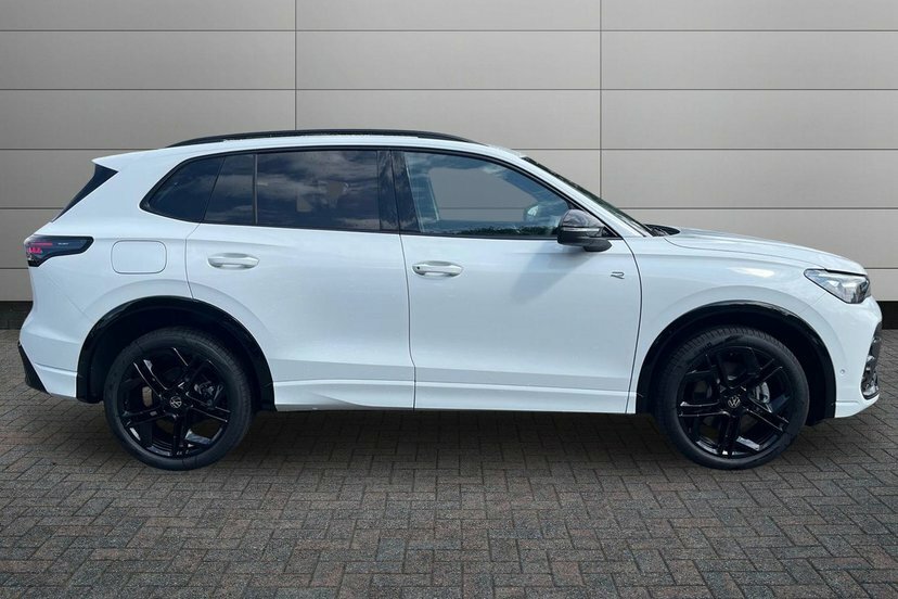 Volkswagen Tiguan 2.0 Tsi Black Edition Suv Dsg 4Motion White #4