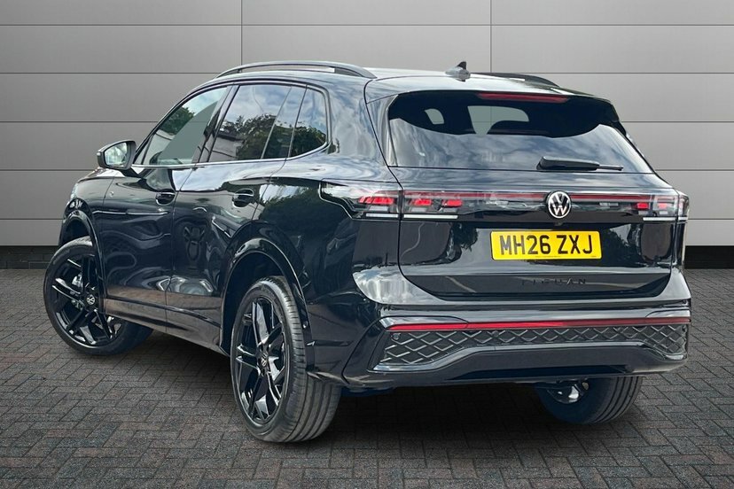 Volkswagen Tiguan 2.0 Tsi Black Edition Suv Dsg 4Motion Black #3