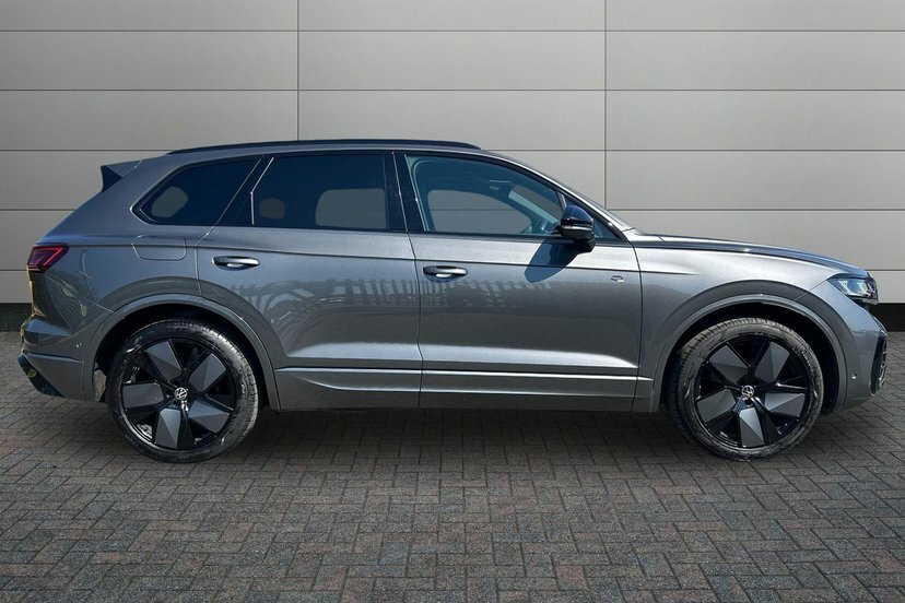 Volkswagen Touareg 3.0 Tdi V6 Black Edition Suv Tiptronic Grey #4