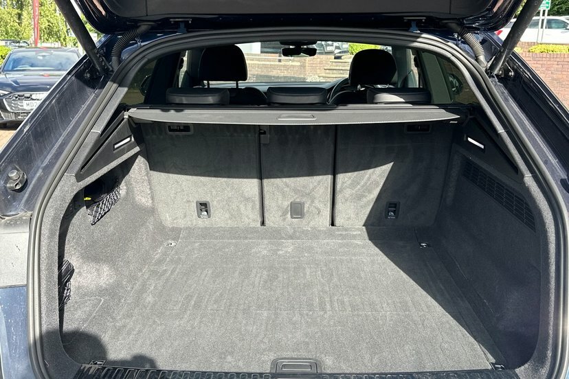 Audi Q8 Audi Q8 Estate 55 Tfsi Quattro S Line Tiptroni Blue #23