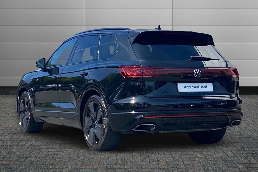 Volkswagen Touareg 3.0 V6 Tdi Final Edition Suv Tiptronic Black #3