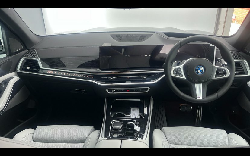 BMW X5 X5 Xdrive50e M Sport Black #4
