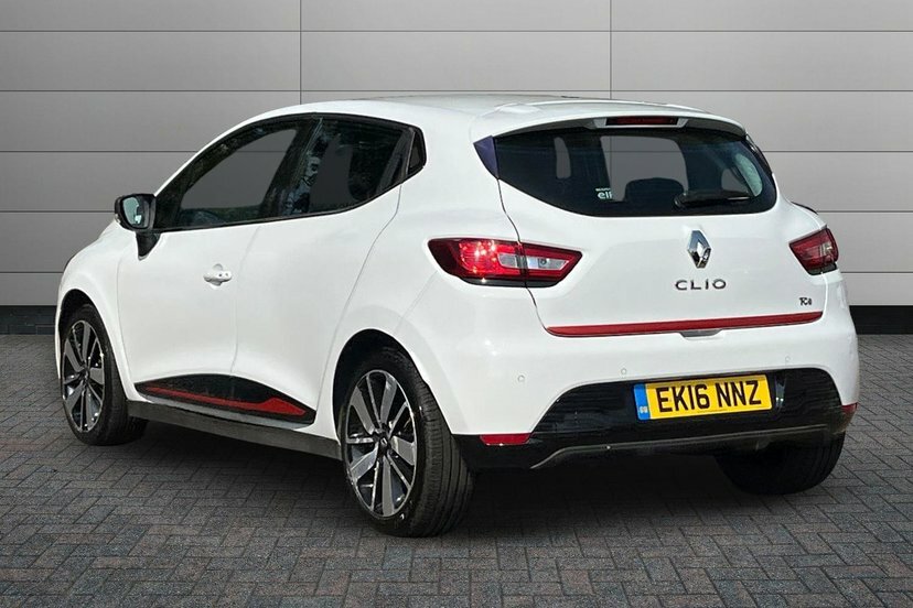 Renault Clio 0.9 Tce Dynamique S Nav Hatchback Manua White #3