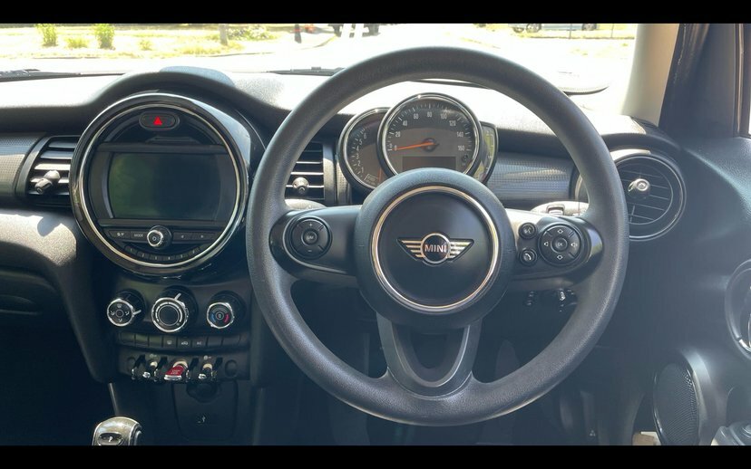 Mini Hatch 5-Door Hatch Cooper RE18VMR White #5